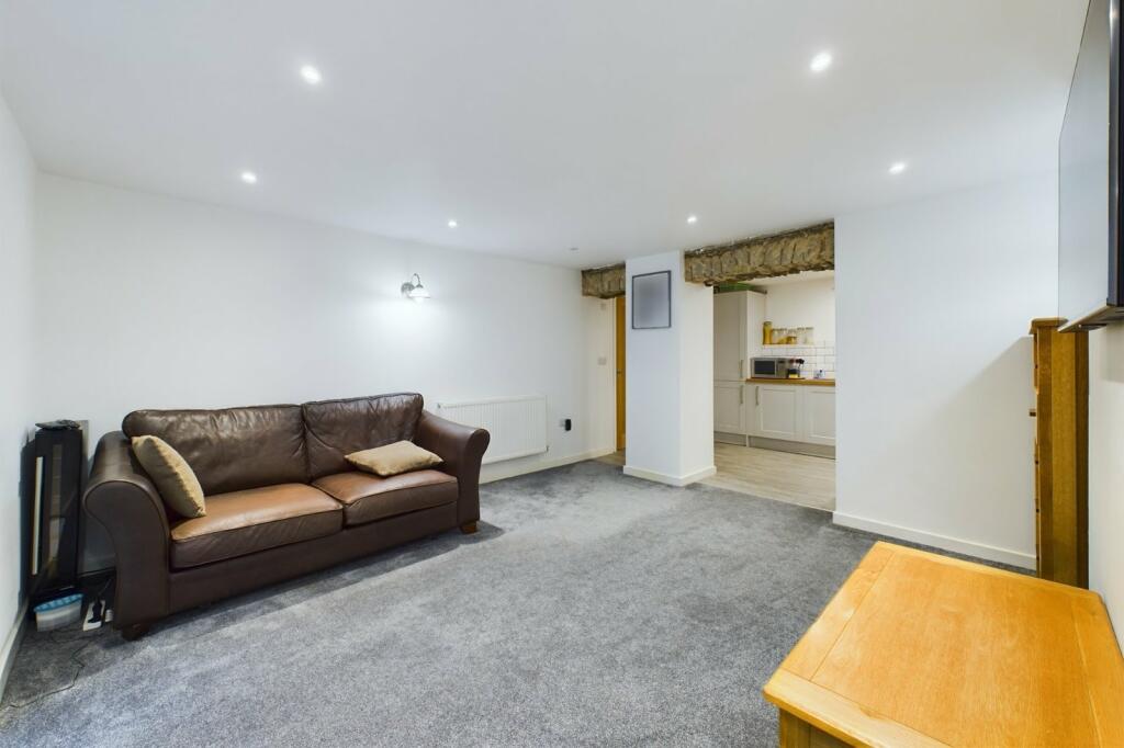 Additional property image - Victoria Road, Clevedon, North Somerset, BS21