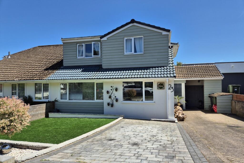 Main image of property: Castlewood Close, Clevedon, North Somerset, BS21