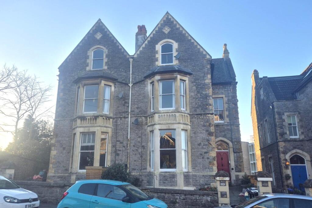Main image of property: Victoria Road, Clevedon, North Somerset, BS21