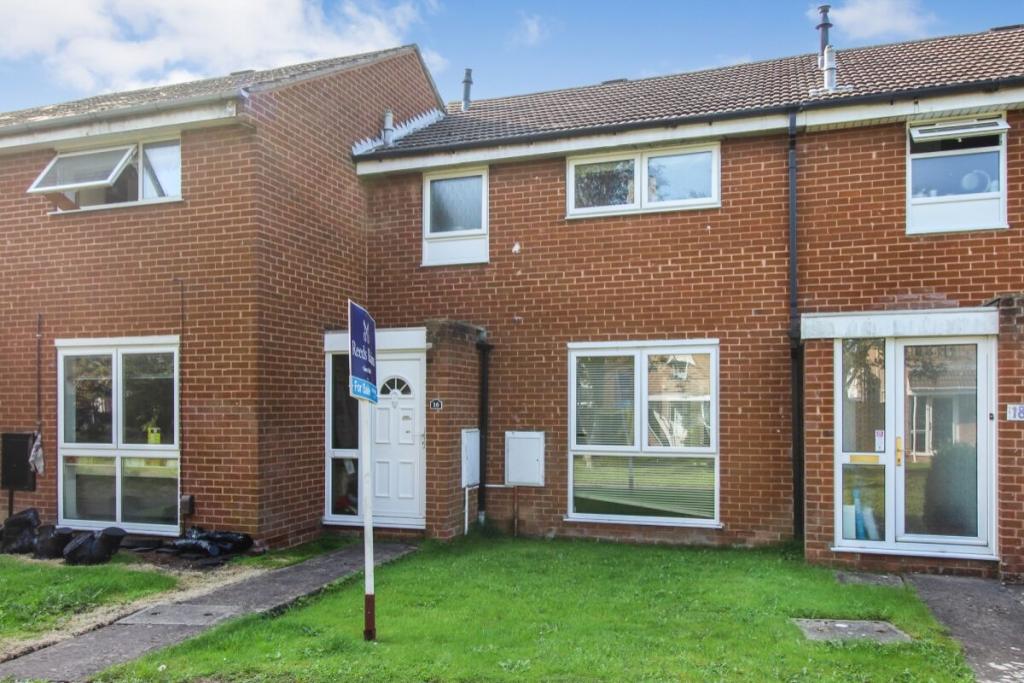 3 bedroom terraced house for sale in Plumers Close, Clevedon, BS21