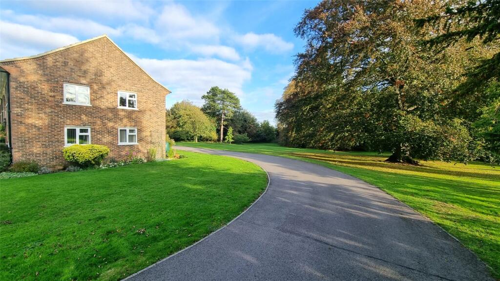 Main image of property: Sanderstead Court, Addington Road, South Croydon, CR2