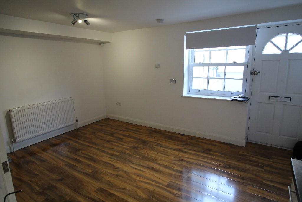 1 bedroom flat for rent in Parrock Street, Gravesend, Kent ...