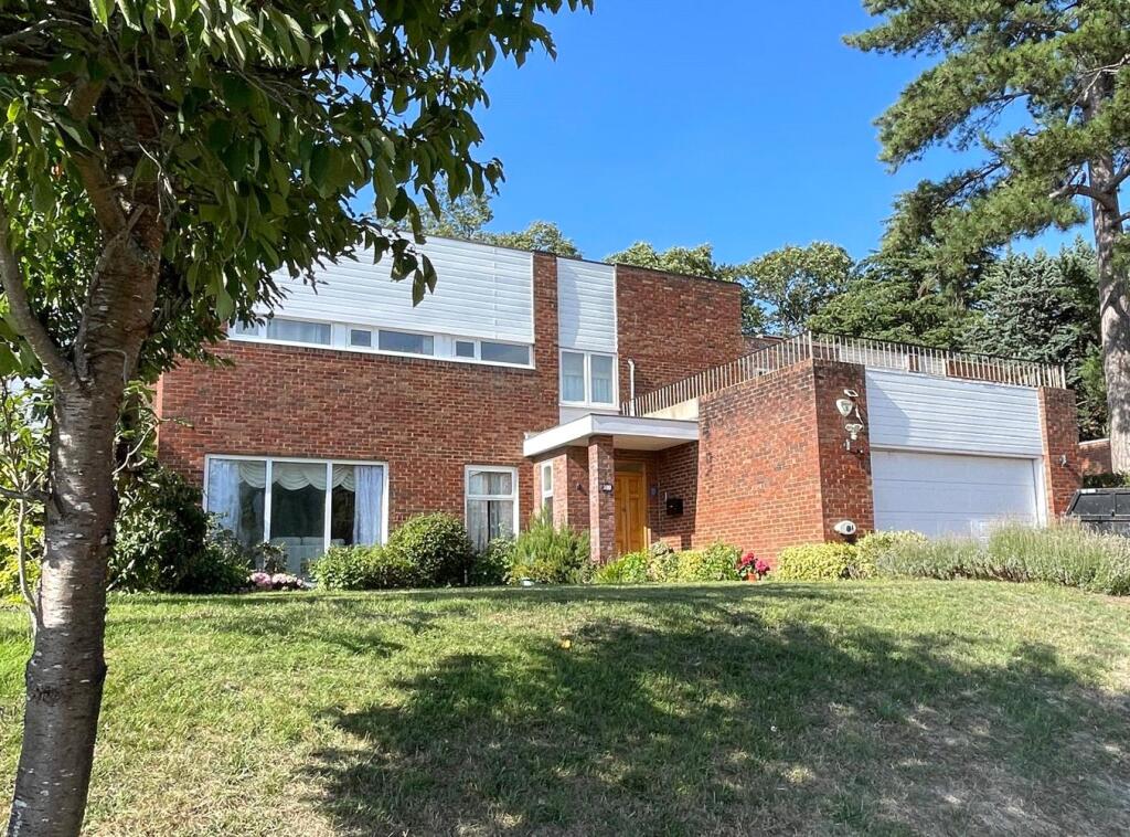 Main image of property: Lord Chancellor Walk, Kingston Upon Thames, Greater London, KT2