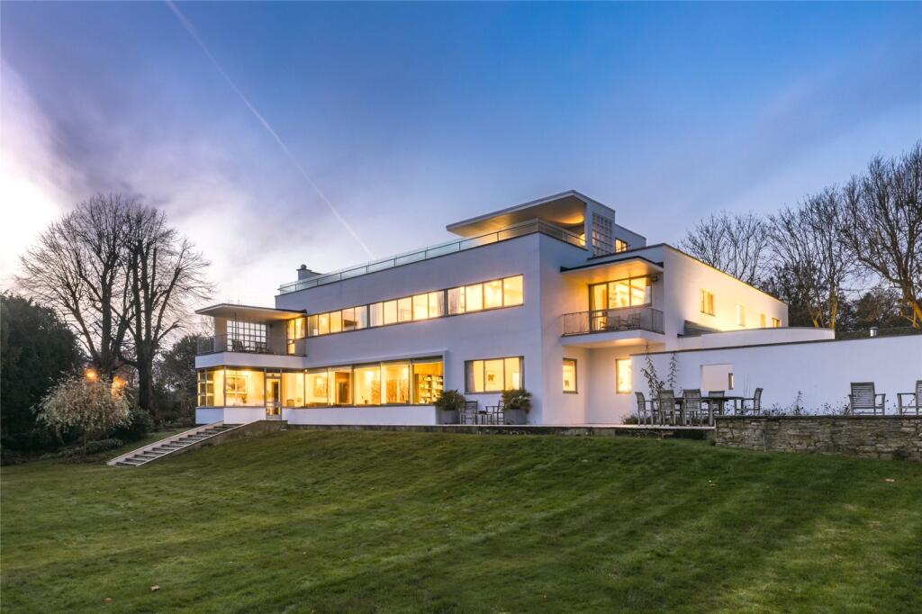 Main image of property: Warren Rise, Coombe, Surrey, KT3