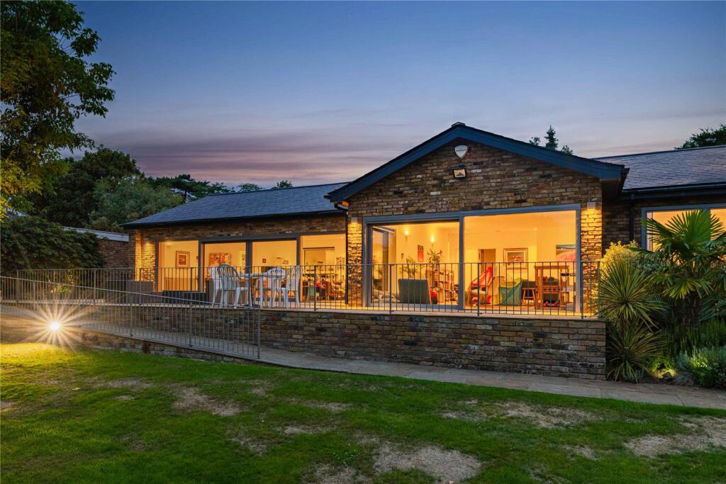 Main image of property: Fitzgeorge Avenue, New Malden, Surrey, KT3