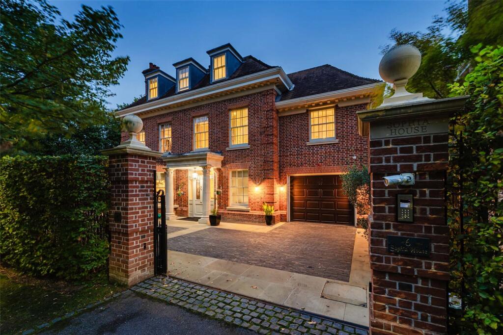 Main image of property: Ellerton Road, Wimbledon, London, SW20