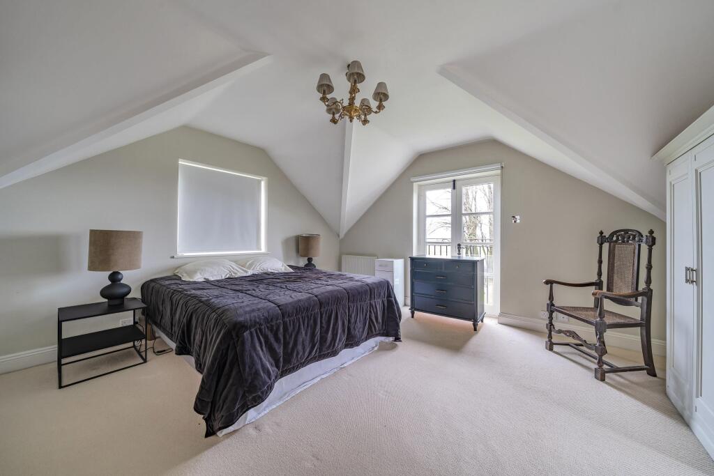 Main image of property: Hawthorn Hill, Warfield, Bracknell, Berkshire, RG42