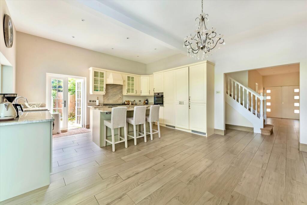 Main image of property: London Road, Sunningdale, Ascot, Berkshire, SL5