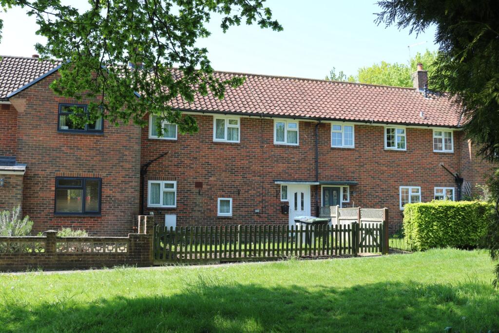 3 bedroom house for sale in Chaloner Road, Lindfield, RH16