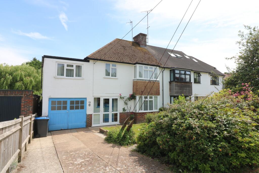 Main image of property: Meadow Lane, Lindfield, RH16