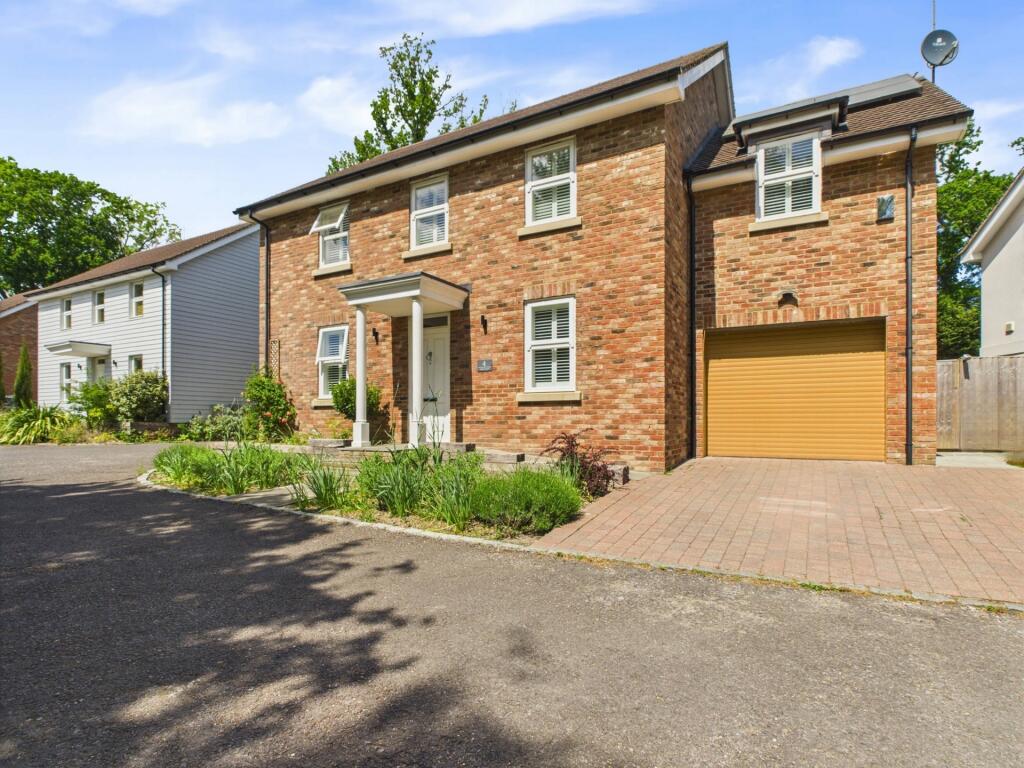 Main image of property: The Vineyards, Scaynes Hill, RH17