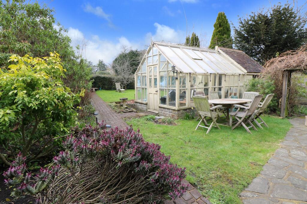 3 bedroom house for sale in Haywards Heath Road, RH17