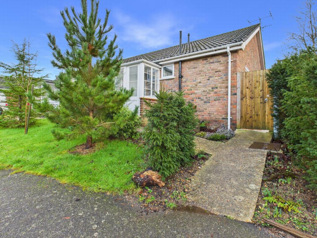 Main image of property: Ockley Way, Hassocks, BN6