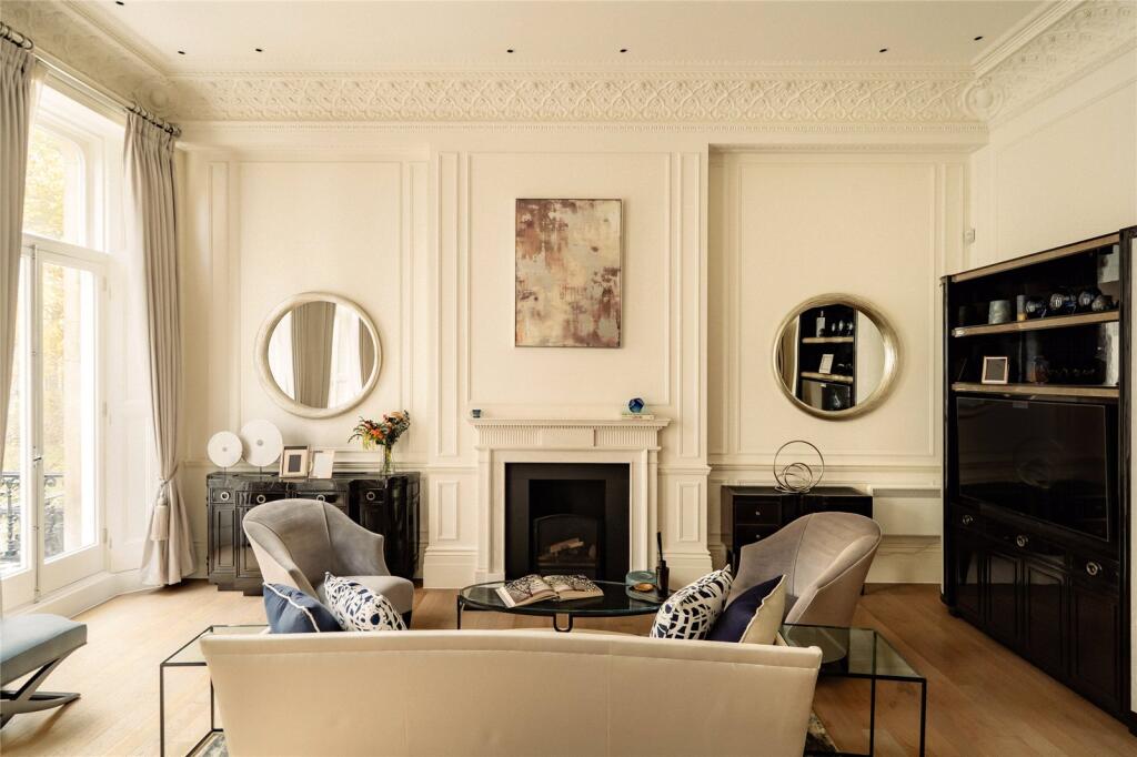 Main image of property: Ennismore Gardens, Knightsbridge, SW7