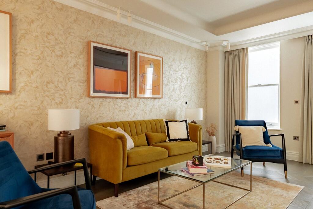 Main image of property: Queen's Gate Mews, South Kensington, SW7