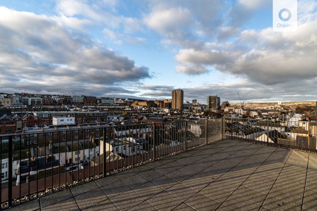 Additional property image - Gatsby Penthouse, ROX, Gloucester Place, Brighton