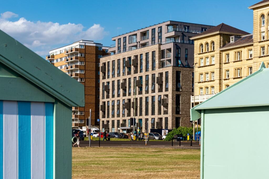 Additional property image - Grand Avenue West, Grand Avenue, Hove