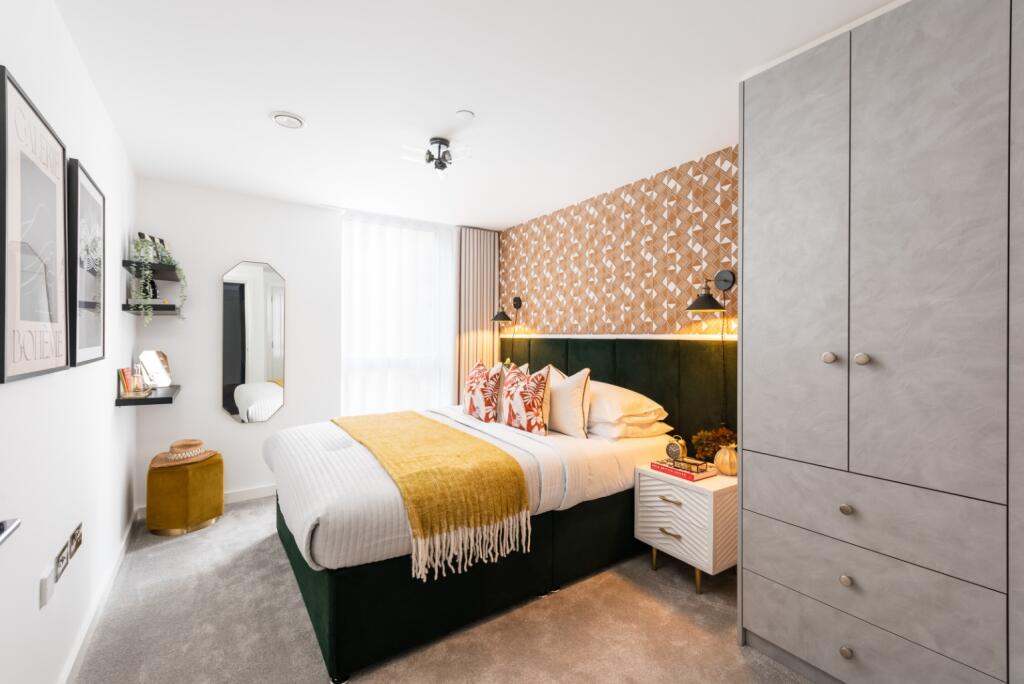 Additional property image - Grand Avenue West, Grand Avenue, Hove