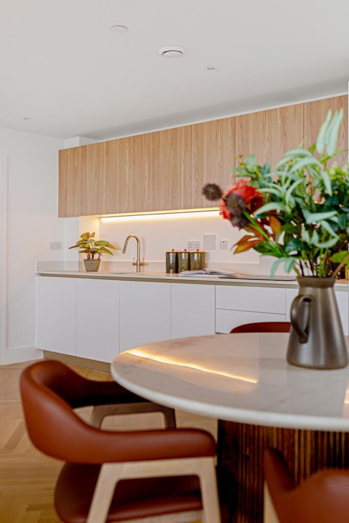 Additional property image - Argentum, Kingsway, Hove Seafront