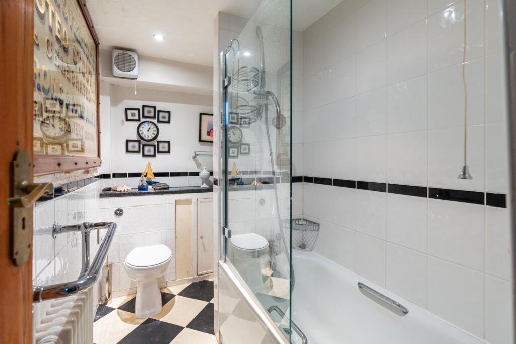 Additional property image - Queens Gardens, North Laine, Brighton