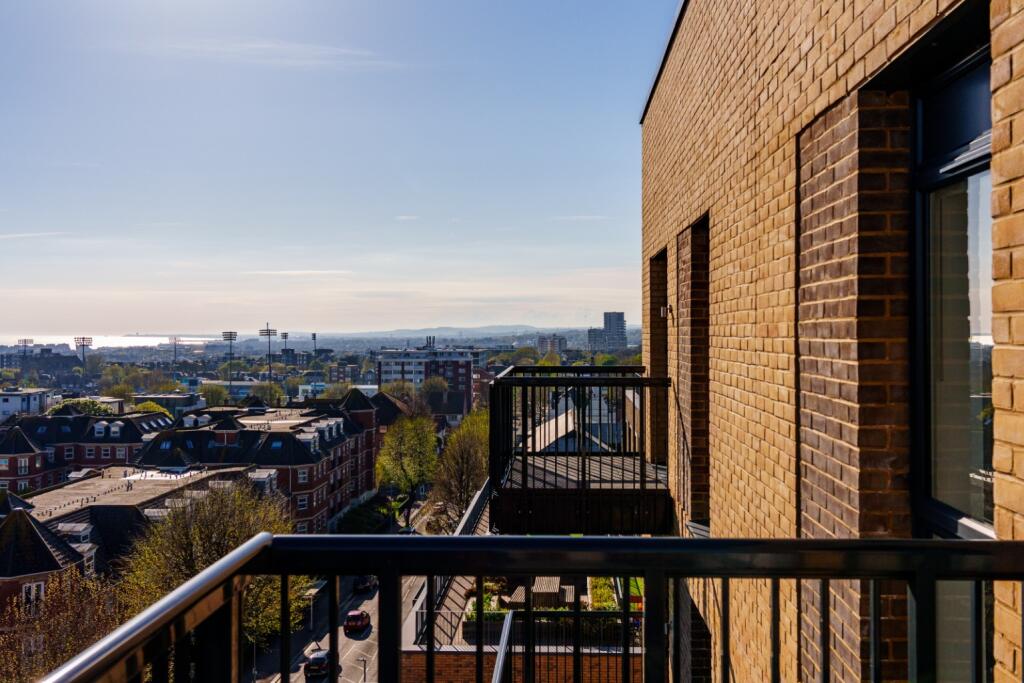 Main image of property: Gradino Apartments, 119 Davigdor Road, Hove, East Sussex, BN3