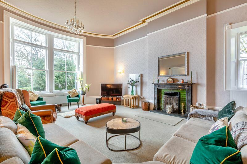 3 bedroom flat for sale in Sidmouth Road, Lyme Regis, DT7