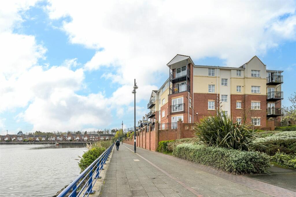 2 bedroom apartment for sale in Chirton Dene Quays, Royal Quays, North