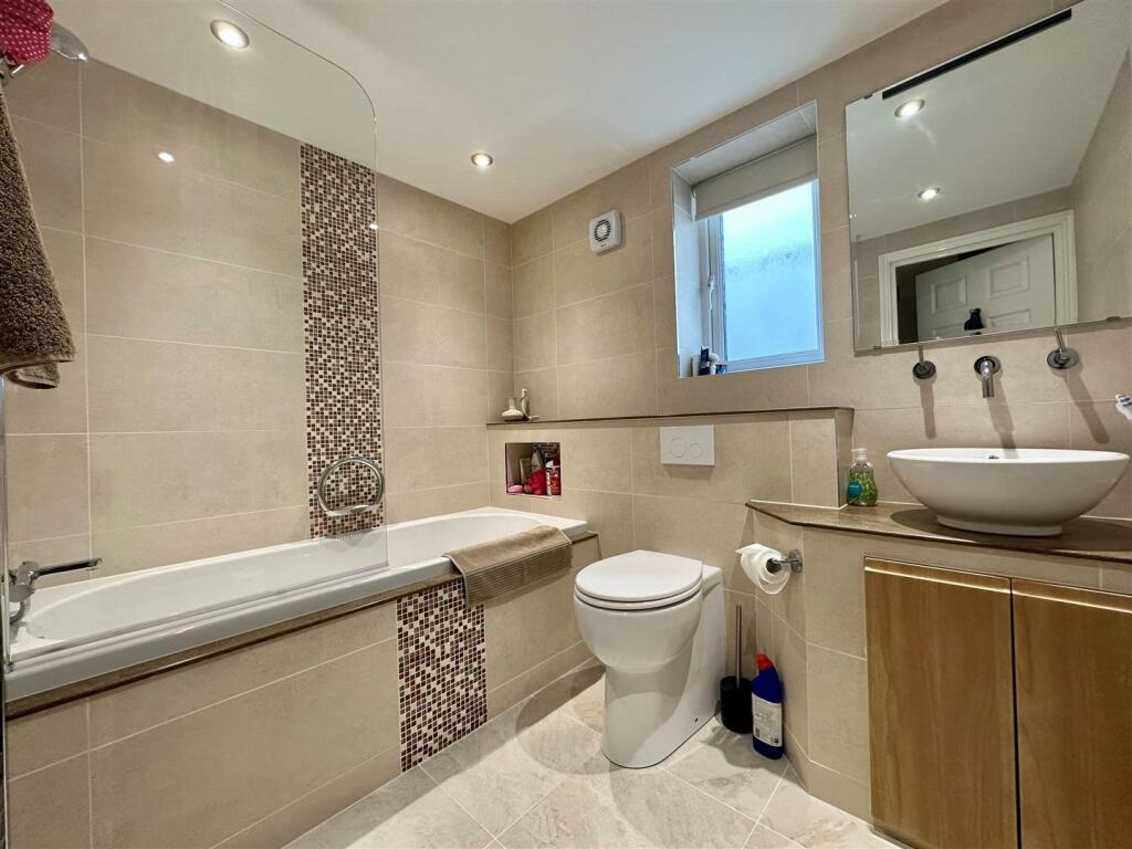 Additional property image - Rivermouth Court, Main Road, Ogmore-by-Sea, CF32 0PD