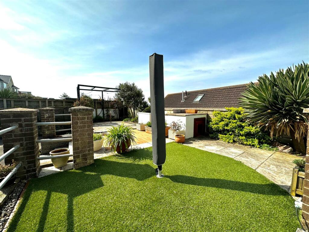 Additional property image - Rivermouth Court, Main Road, Ogmore-by-Sea, CF32 0PD