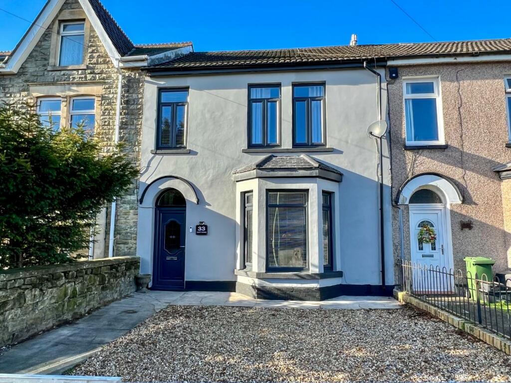 4 bedroom terraced house for sale in Coity Road, Bridgend County