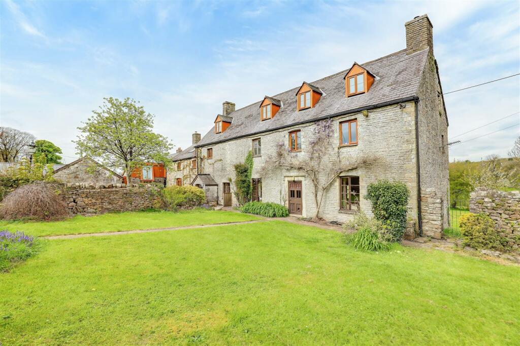 9 bedroom detached house for sale in Llangewydd Hall, Laleston