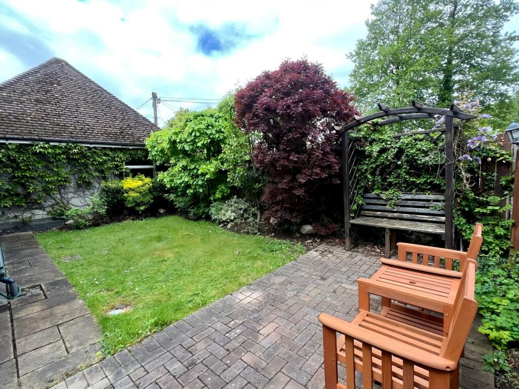 Additional property image - Preswylfa court, Bridgend County Borough, CF31 3NX