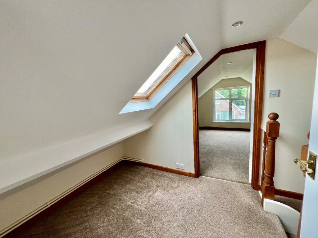Additional property image - Hazel Close, Porthcawl, Bridgend County Borough, CF36 5RG