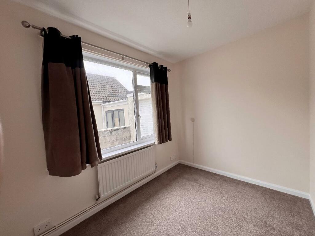 Additional property image - Hazel Close, Porthcawl, Bridgend County Borough, CF36 5RG