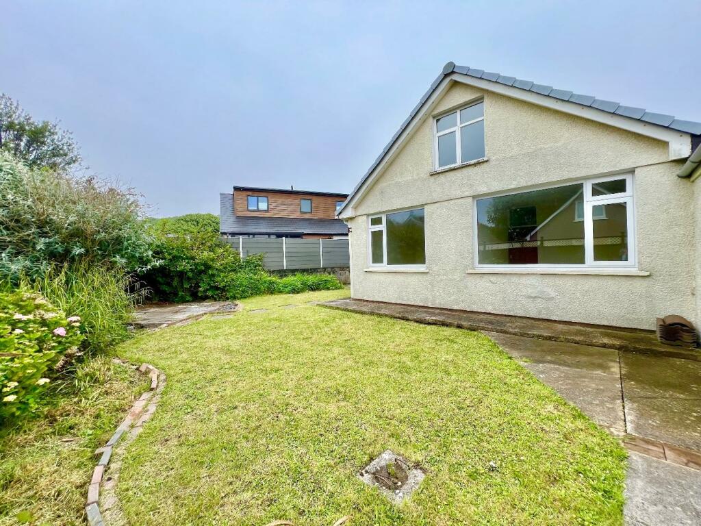 Additional property image - Hazel Close, Porthcawl, Bridgend County Borough, CF36 5RG