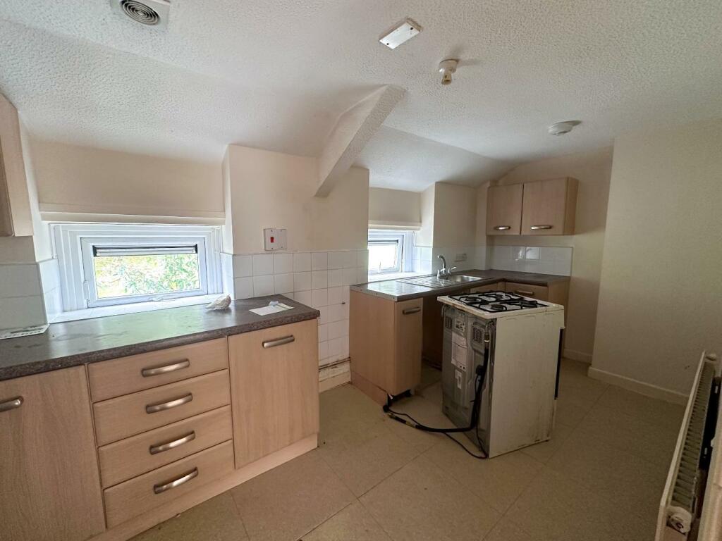 Additional property image - Llewellyn Street, Ogmore Vale, Bridgend County Borough, CF32 7BY