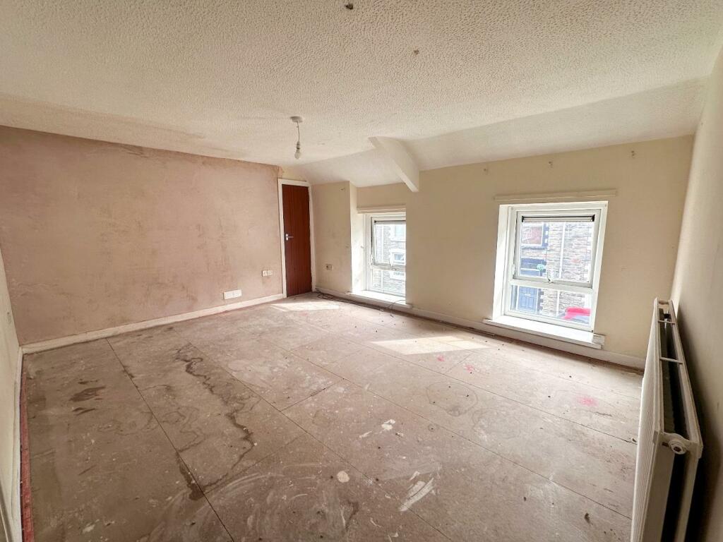 Additional property image - Llewellyn Street, Ogmore Vale, Bridgend County Borough, CF32 7BY