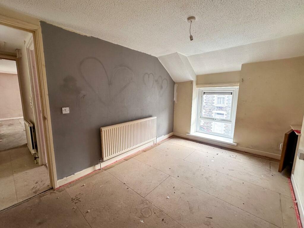 Additional property image - Llewellyn Street, Ogmore Vale, Bridgend County Borough, CF32 7BY