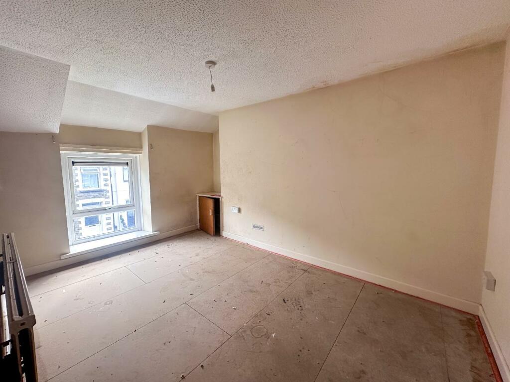 Additional property image - Llewellyn Street, Ogmore Vale, Bridgend County Borough, CF32 7BY