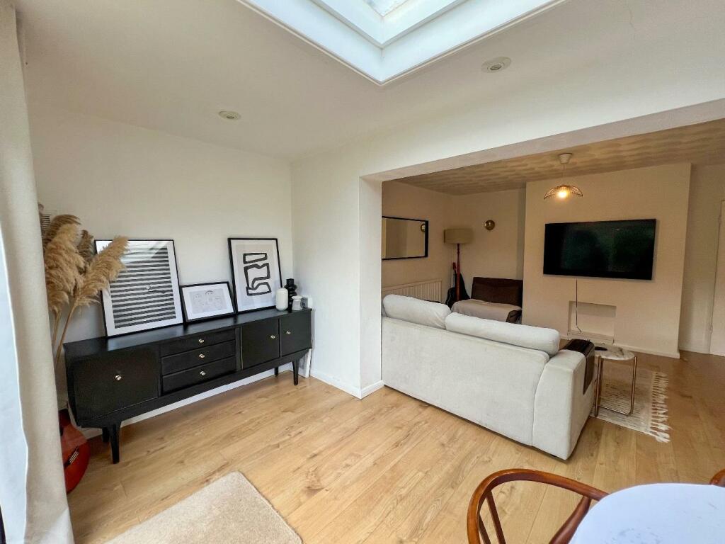 Additional property image - Wernlys Road, Pen-Y-Fai, Bridgend County Borough, CF31 4NS