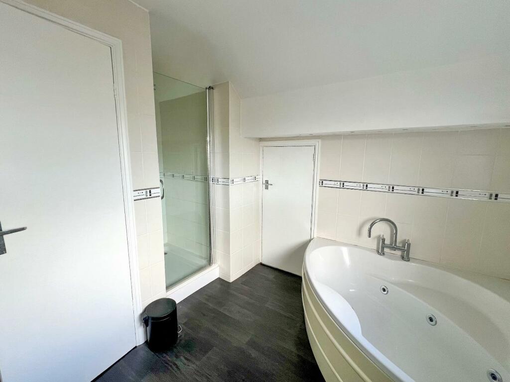 Additional property image - Wernlys Road, Pen-Y-Fai, Bridgend County Borough, CF31 4NS