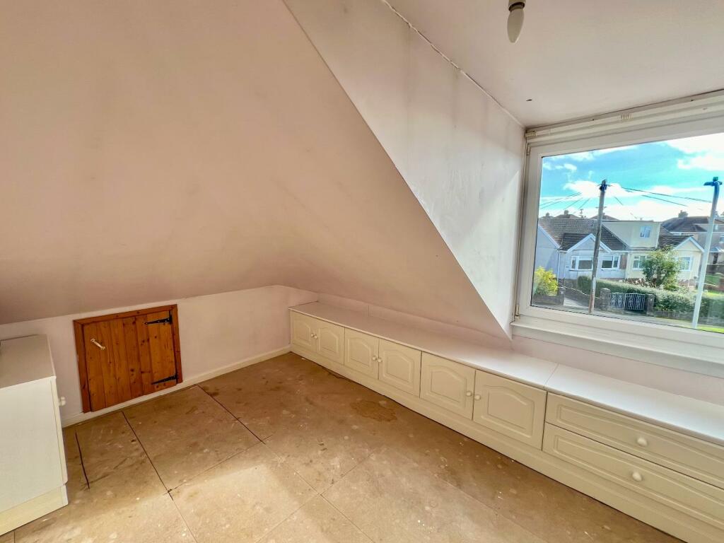 Additional property image - Penyrallt Avenue, Litchard, Bridgend County Borough, CF31 1QG