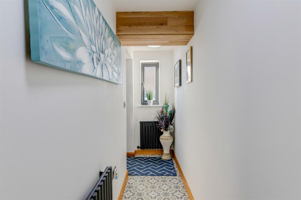 Additional property image - Cypress Gardens, Porthcawl, Bridgend County Borough, CF36 5BZ