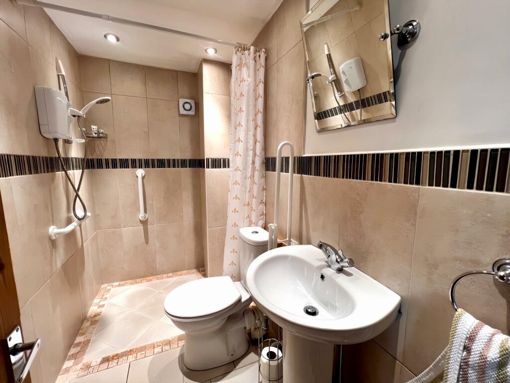 Additional property image - Pyle Road, Pyle, Bridgend County Borough, CF33 6PL