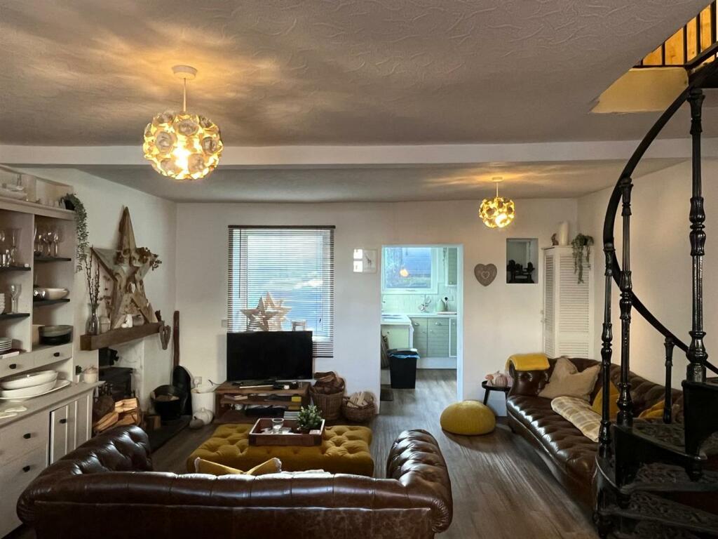 Additional property image - 40-42 Bridgend Road, Aberkenfig, Bridgend, CF32 9BA