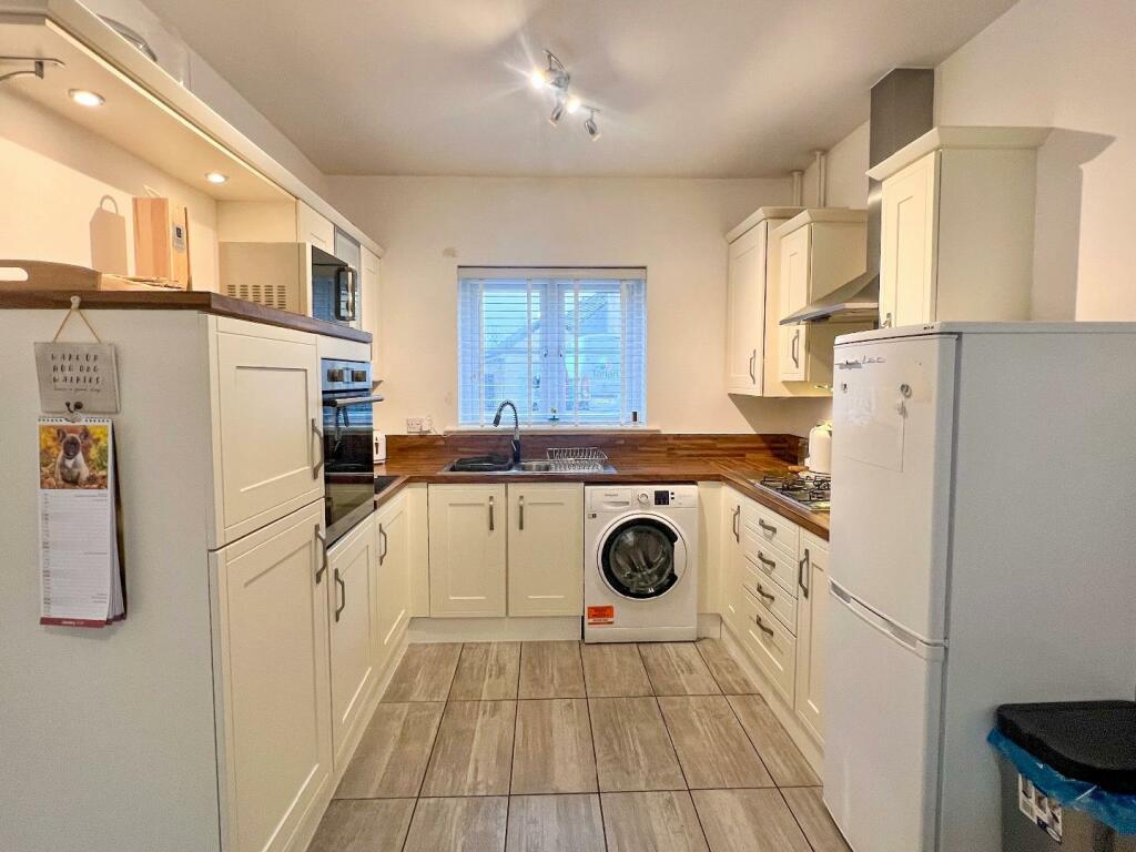 Additional property image - Ffordd Y Grug, Coity, Bridgend County Borough, CF35 6BQ