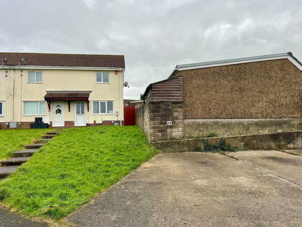 Additional property image - Bishopswood, Brackla, Bridgend County Borough, CF31 2LW