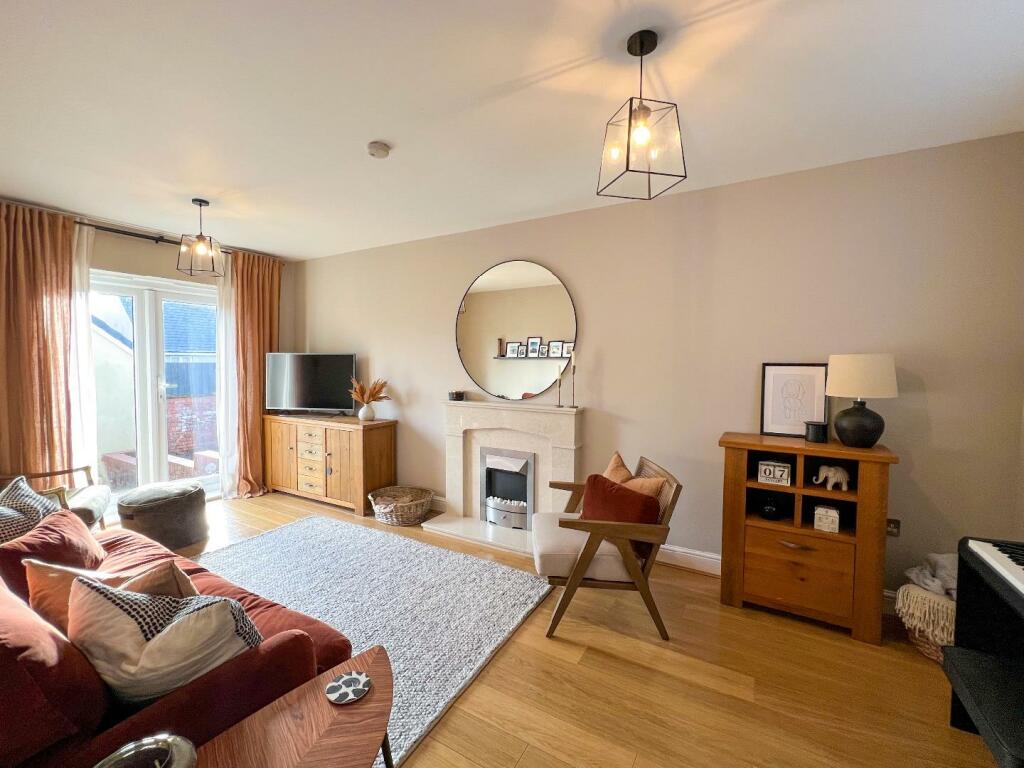 Additional property image - Clos Y Ywen, Coity, Bridgend County Borough, CF35 6DG