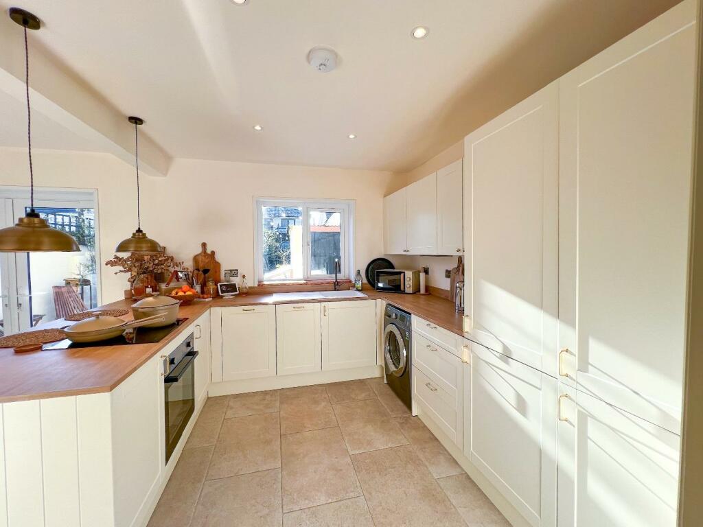 Additional property image - St. Patricks Drive, Bridgend County Borough, CF31 1RP