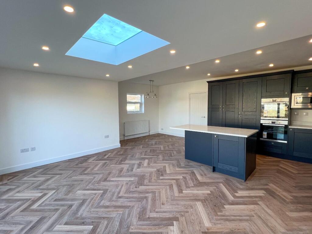 Additional property image - Moorlands Road, Bridgend, Bridgend County Borough, CF31 3DR